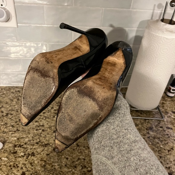 Manolo Blahnik / tuccio Black Patent Leather Pumps 38.5 - Picture 7 of 8